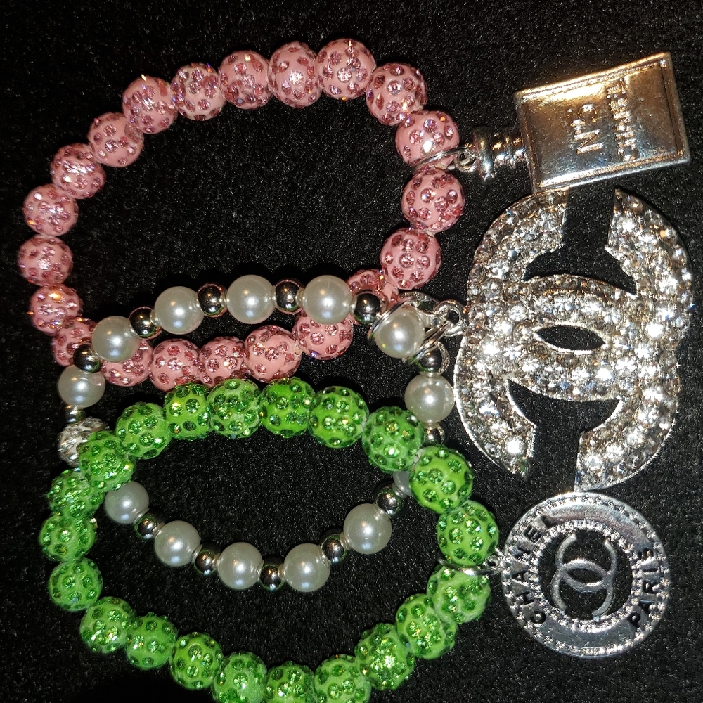 Bracelets - Picture 2 of 4